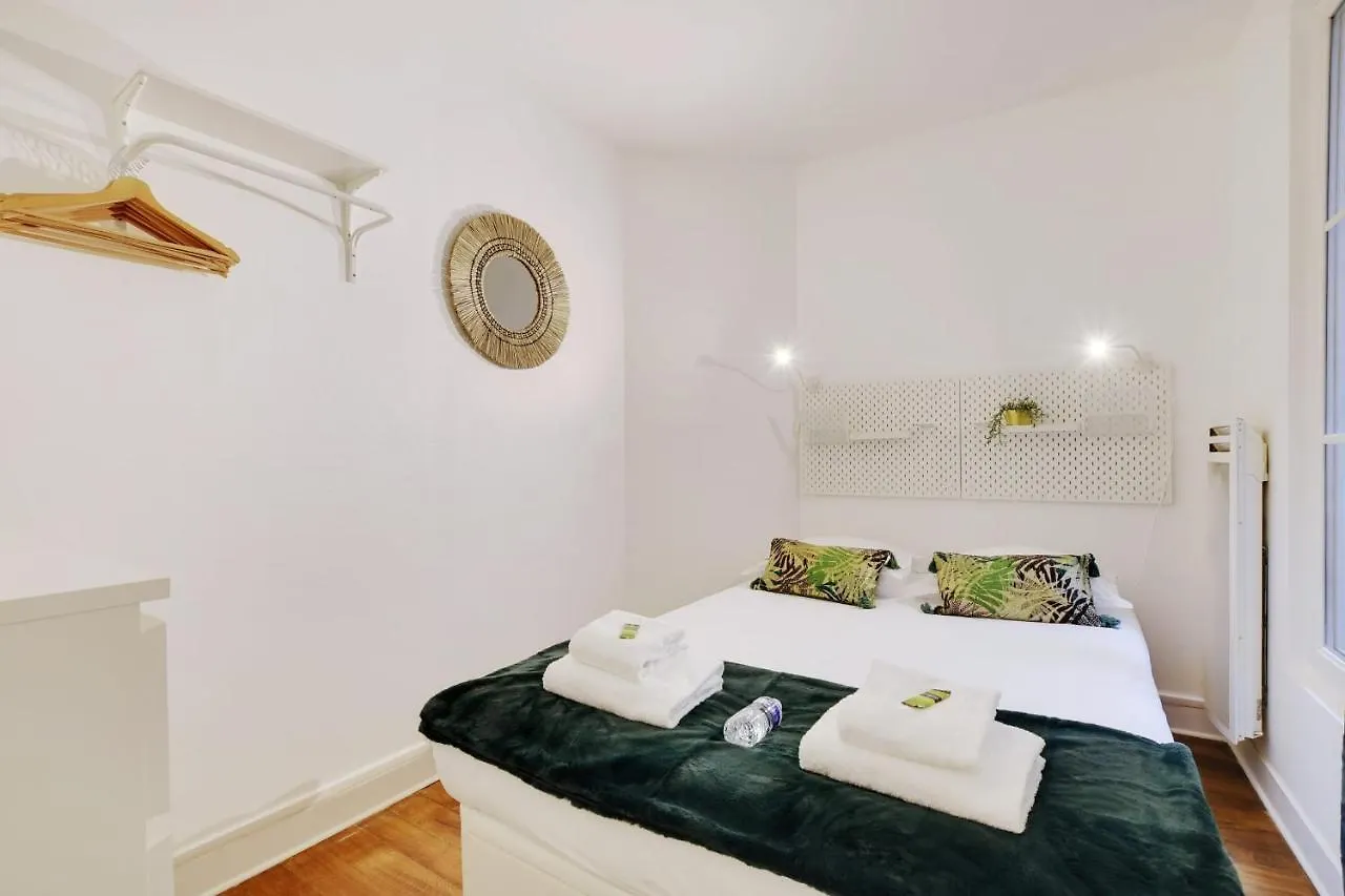 דירה Cozy Parisian Retreat In The Heart Of The City פריז