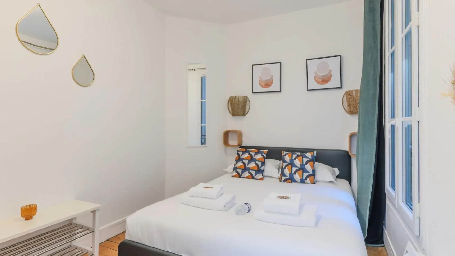 דירה Cozy Parisian Retreat In The Heart Of The City
