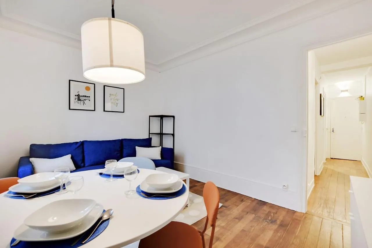 Cozy Parisian Retreat In The Heart Of The City Apartmán *